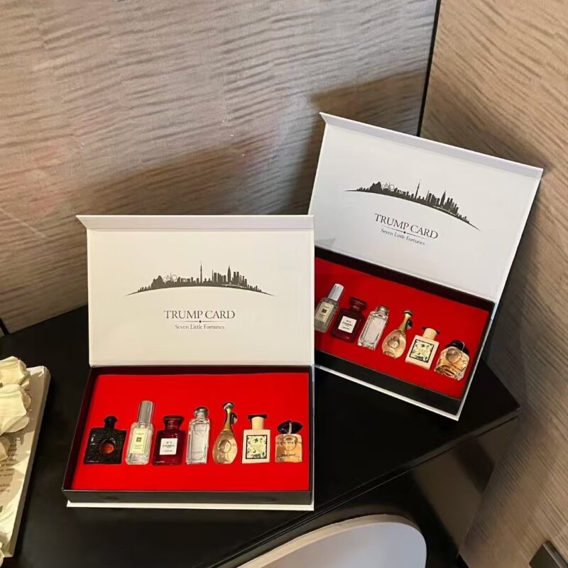 Trump Card Seven Little Fortunes Perfume Set